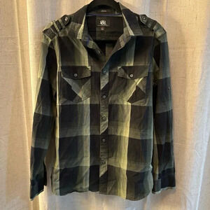 Rock Republic Shirt Mens Medium Black Green Plaid Epaulettes Stretch.Lightweight